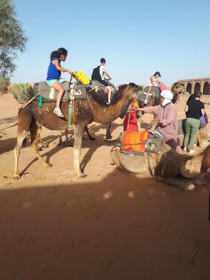 Chez Meriem Merzouga Exteriör bild